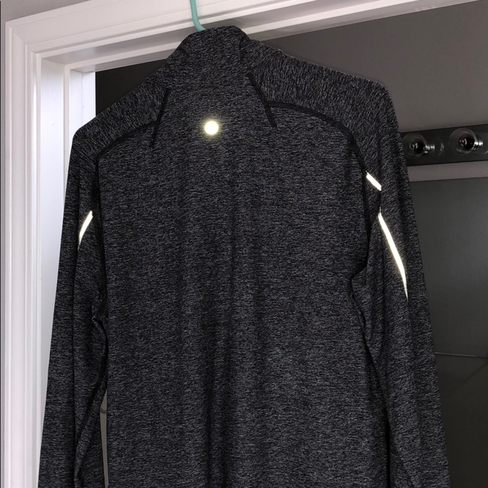 Men’s lululemon sweater
